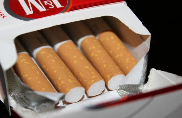 Česku patří celosvětově sedmé místo ve spotřebě cigaret, nejvíce kouří senioři starší 65 let